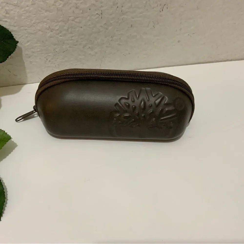 Timberland Brown Zippered Clamshell Structured Glasses Case Vertical